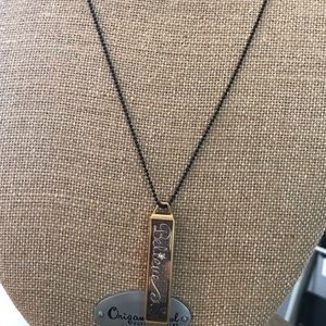 Origami Ow Vertical bar necklace
